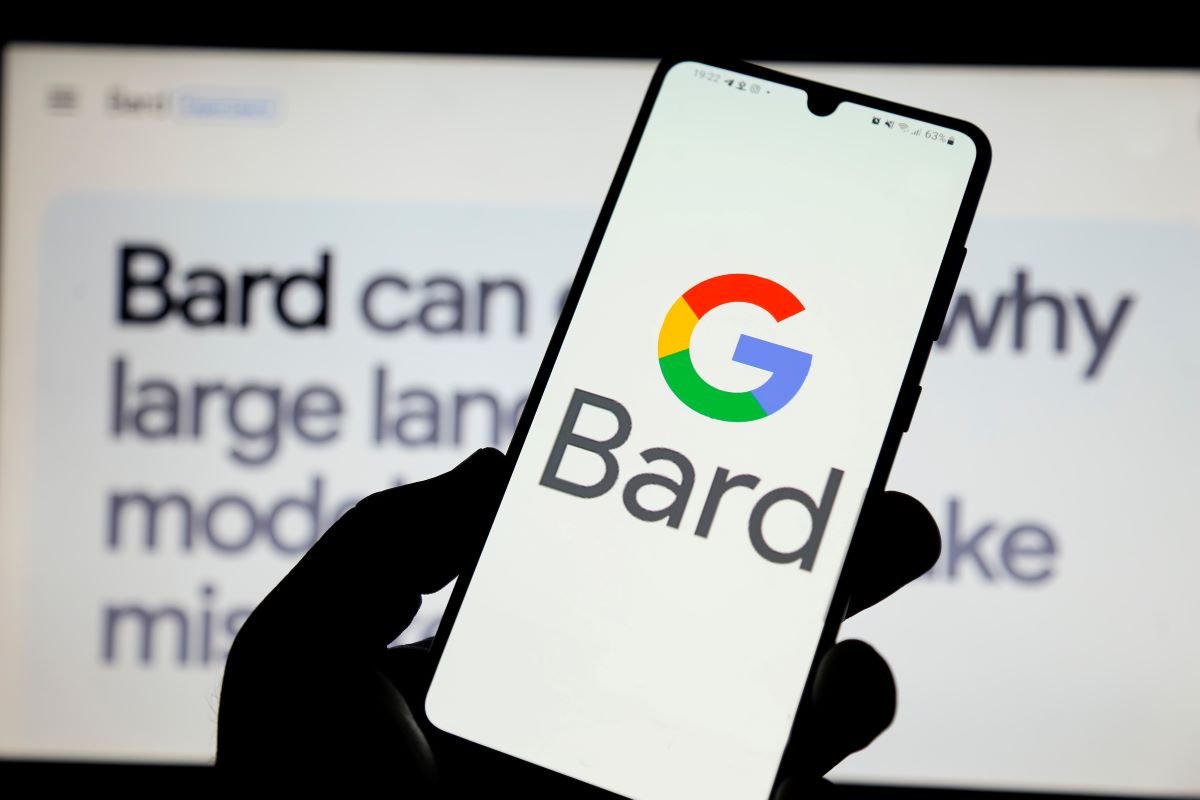 Google обновили свой чат-бот Bard • HypeTime