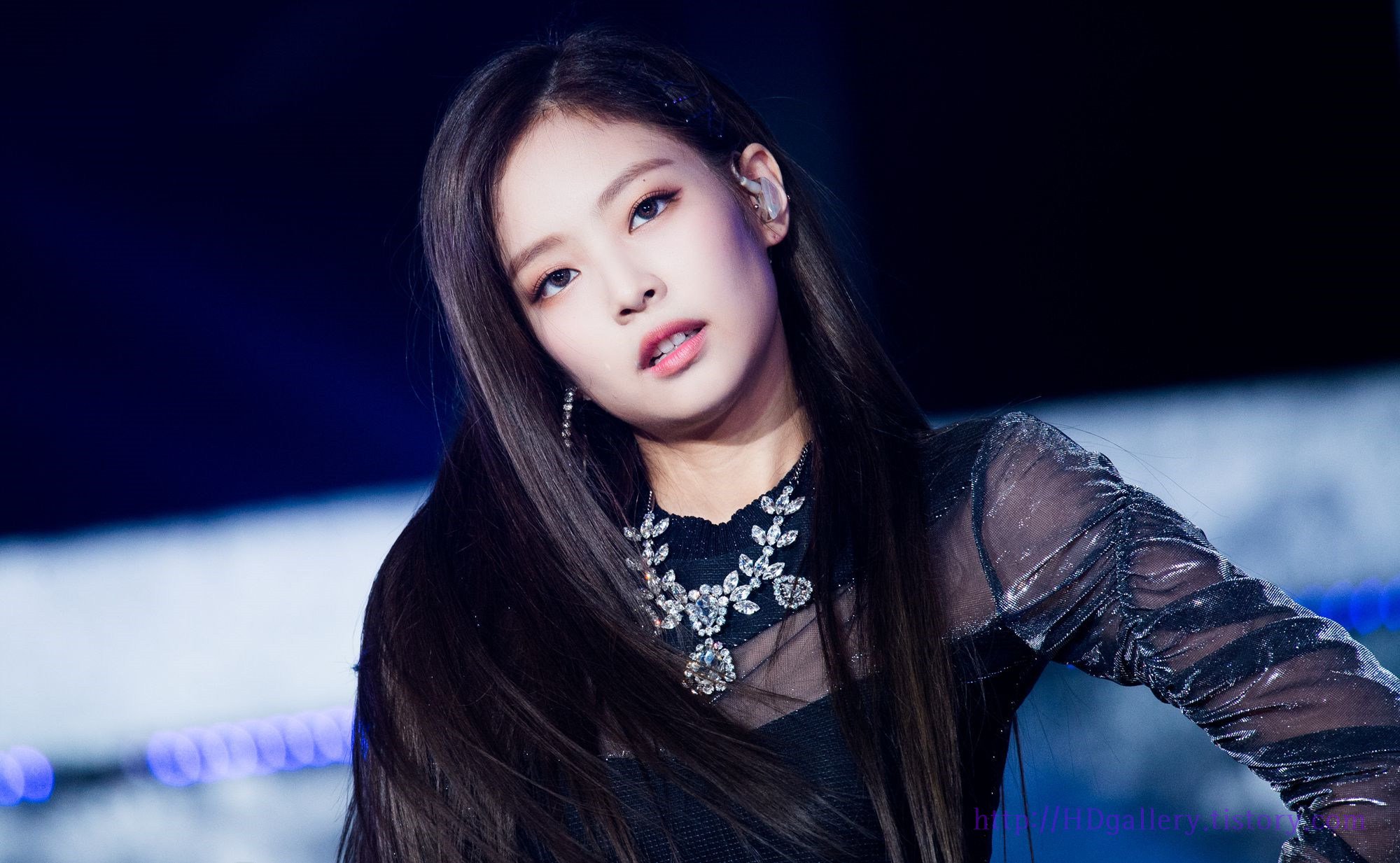 Дженни из Blackpink представляет свою новую коллаборацию с брендом очков  Gentle Monster • HypeTime